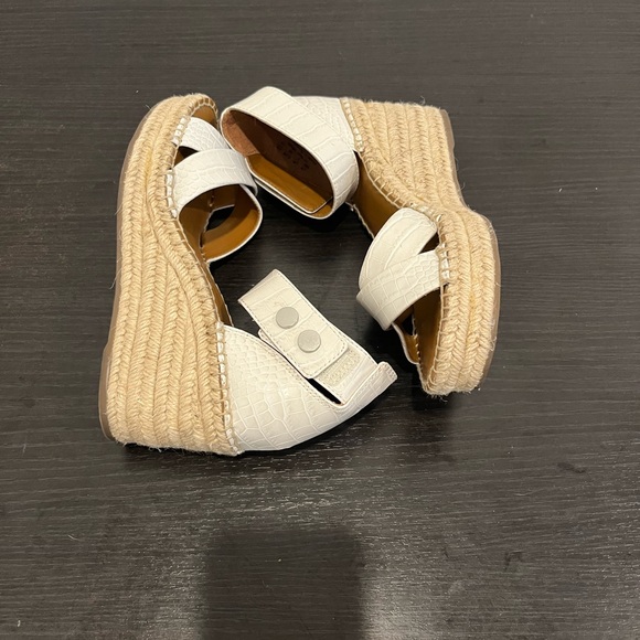 Franco Sarto Carlotta Espadrille Wedge Sandals Heels White Snake Embossed Size 8 - Picture 10 of 13